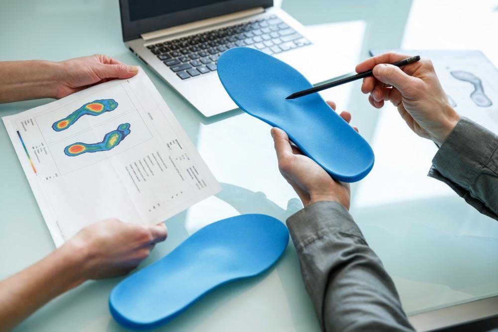 Does Your Job Keep You on Your Feet All Day? 3 Benefits of Custom Orthotic Shoe Inserts